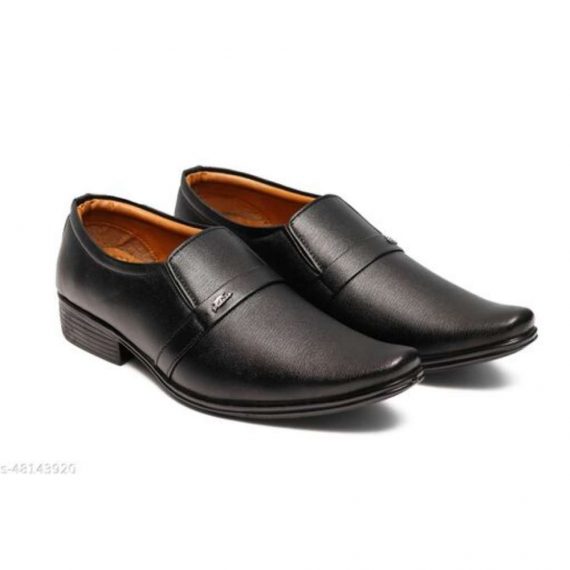 Relaxed Graceful Men Formal Shoes