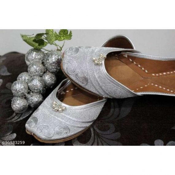 Silver Zari Punjabi Jutti Handmade Shoes Designer Jutti Ethnic Flat Flip Flops