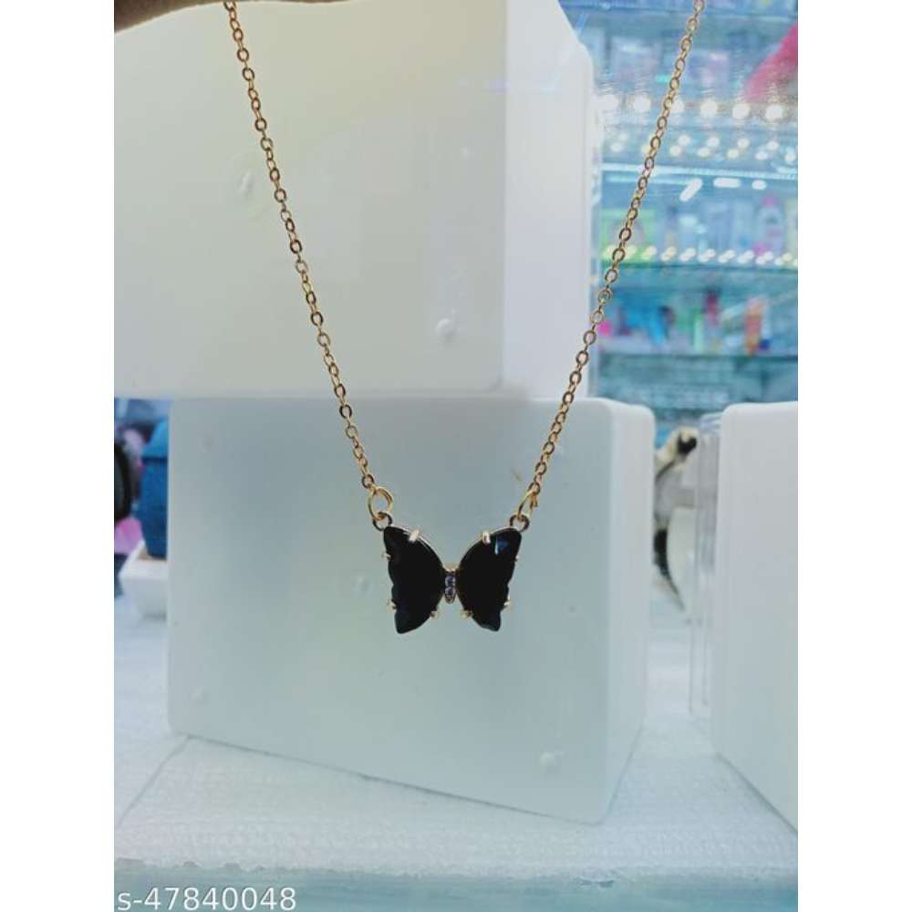 Attaractive Black Swan Neckless Chain and Pendent For Women And Girls