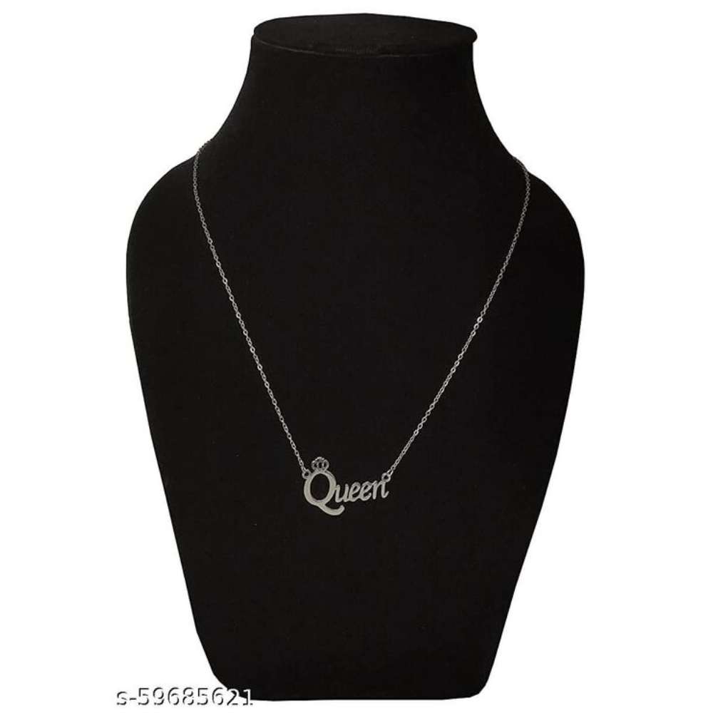 Fancy & Stylish Trending Valentine's Day Special Metal Stainless Steel Queen Name Letter Locket Pendant Necklace With Chain For Women's And Girl's Gift